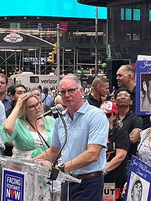 Keller Logistics Truck Arrives in Times Square for Fentanyl Awareness